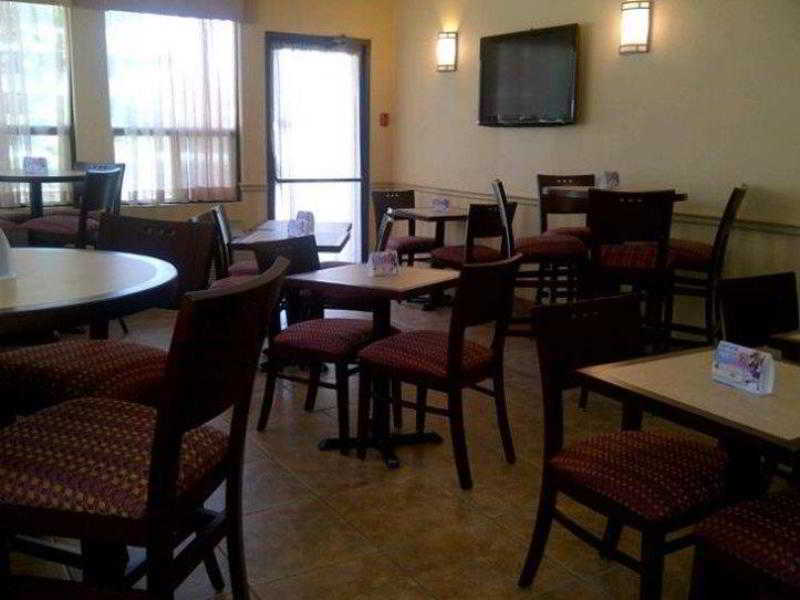 Best Western Plus Rose City Suites Уэлленд Ресторан фото